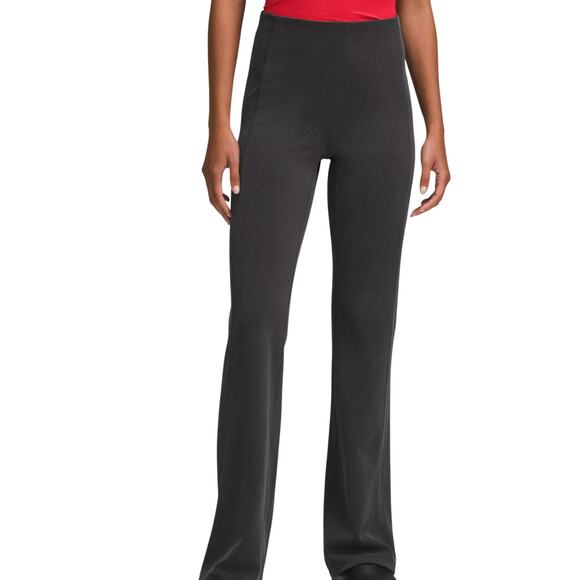 Lululemon Softstreme Ribbed Flared Pant Black Size 2 NWT - Picture 1 of 8